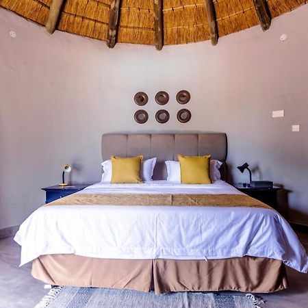 Phoenix Aurora Gaborone Extérieur photo