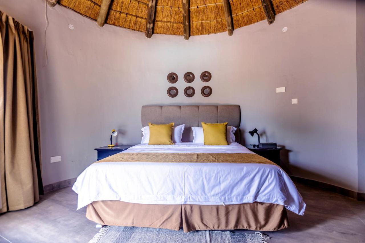 Phoenix Aurora Gaborone Extérieur photo
