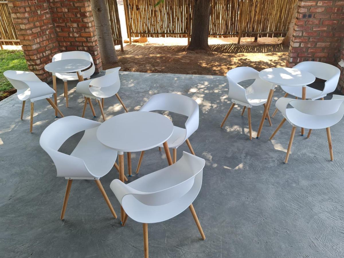Phoenix Aurora Gaborone Extérieur photo