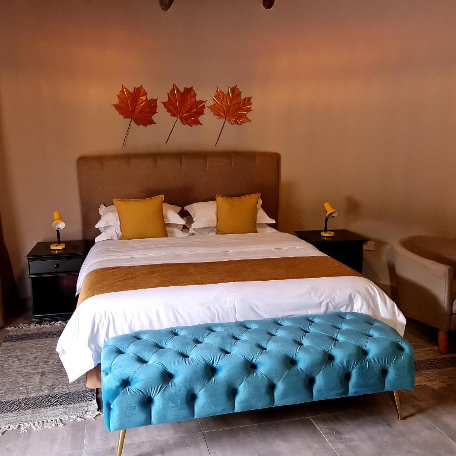 Phoenix Aurora Gaborone Extérieur photo
